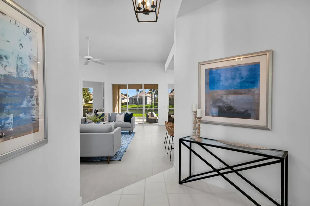 3850 Huelva Court Naples FL 34109