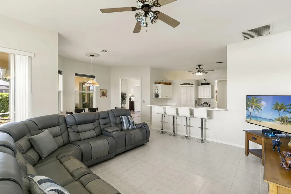 860 Grand Rapids Boulevard Naples FL 34120