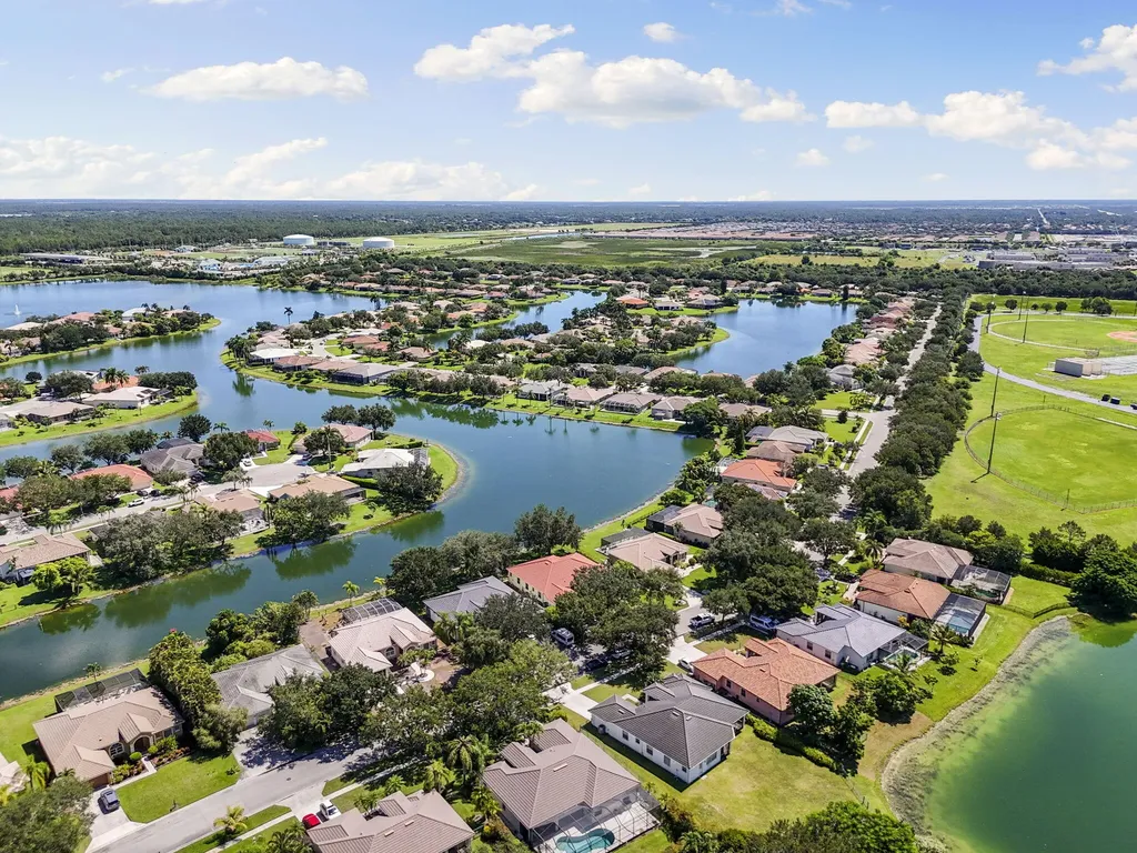 860 Grand Rapids Boulevard Naples FL 34120