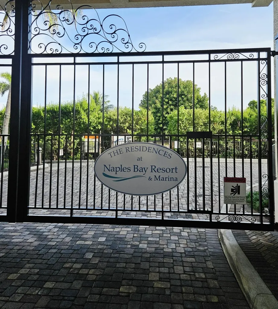 1500 5th Avenue Avenue S Naples FL 34102