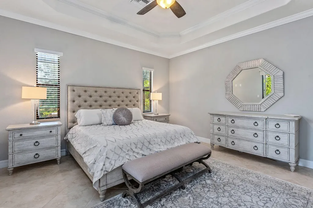 2846 Aviamar Circle Naples FL 34114