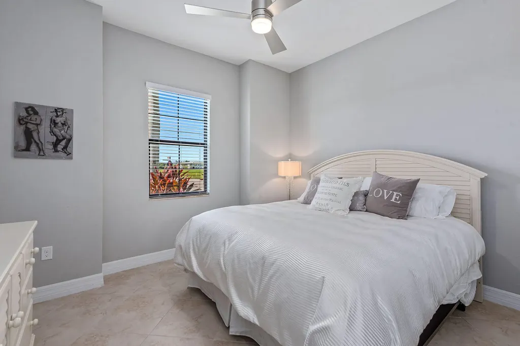 2846 Aviamar Circle Naples FL 34114