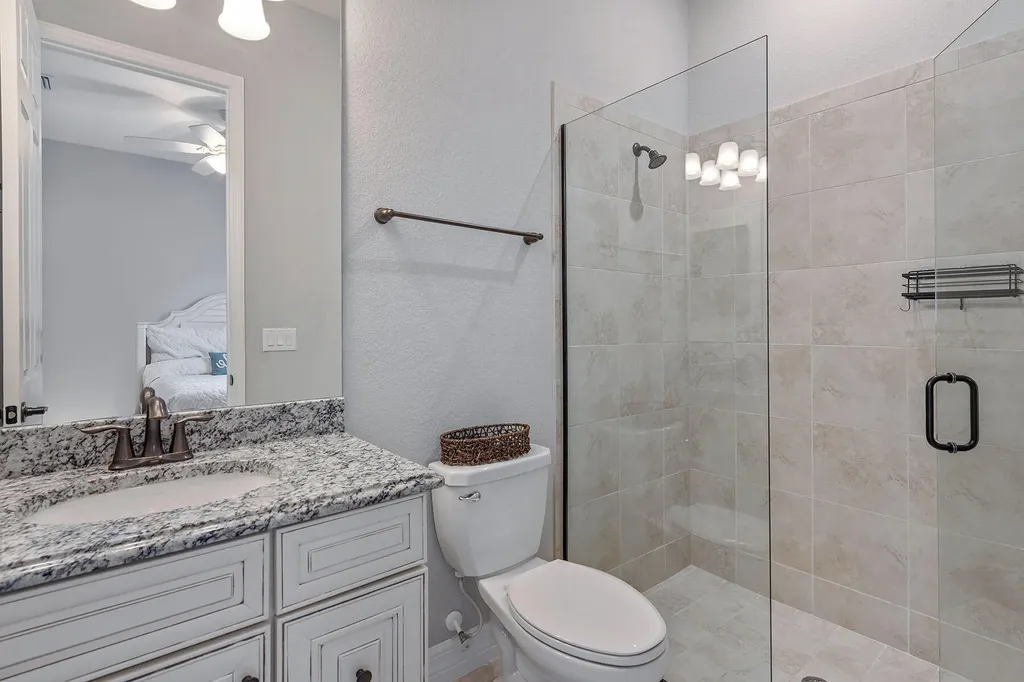 2846 Aviamar Circle Naples FL 34114