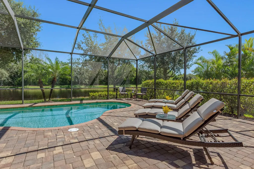 2846 Aviamar Circle Naples FL 34114