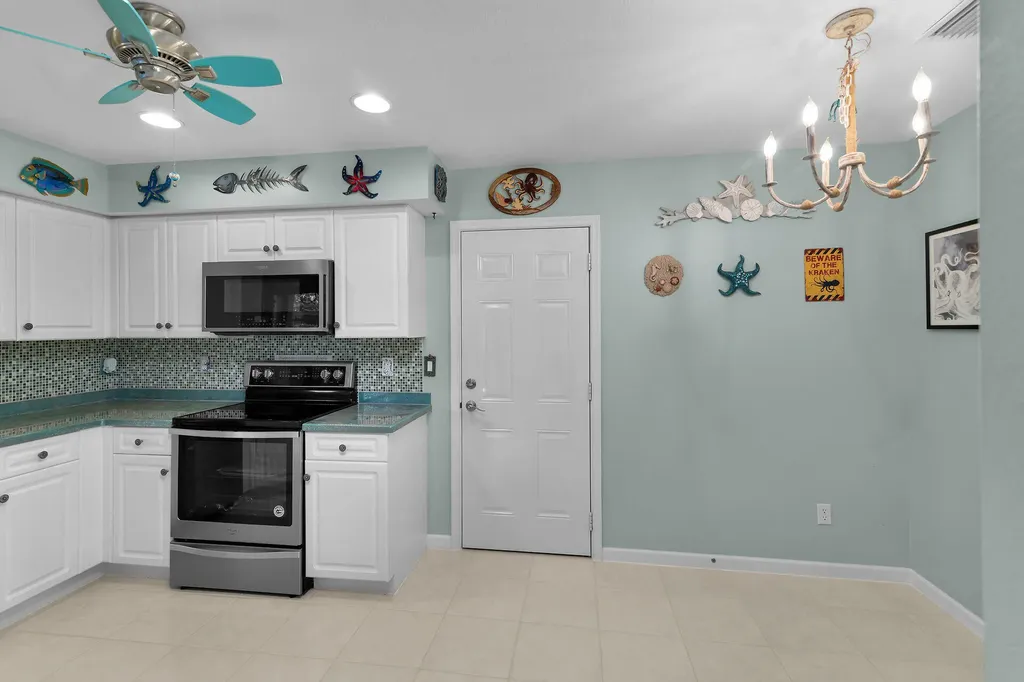 25054 Peacock Naples FL 34114