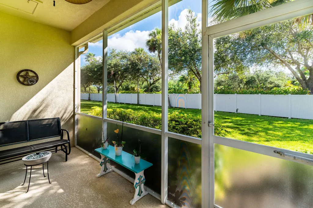 25054 Peacock Naples FL 34114