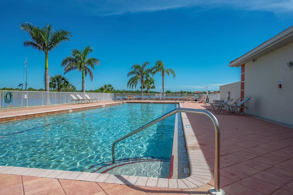 25054 Peacock Naples FL 34114