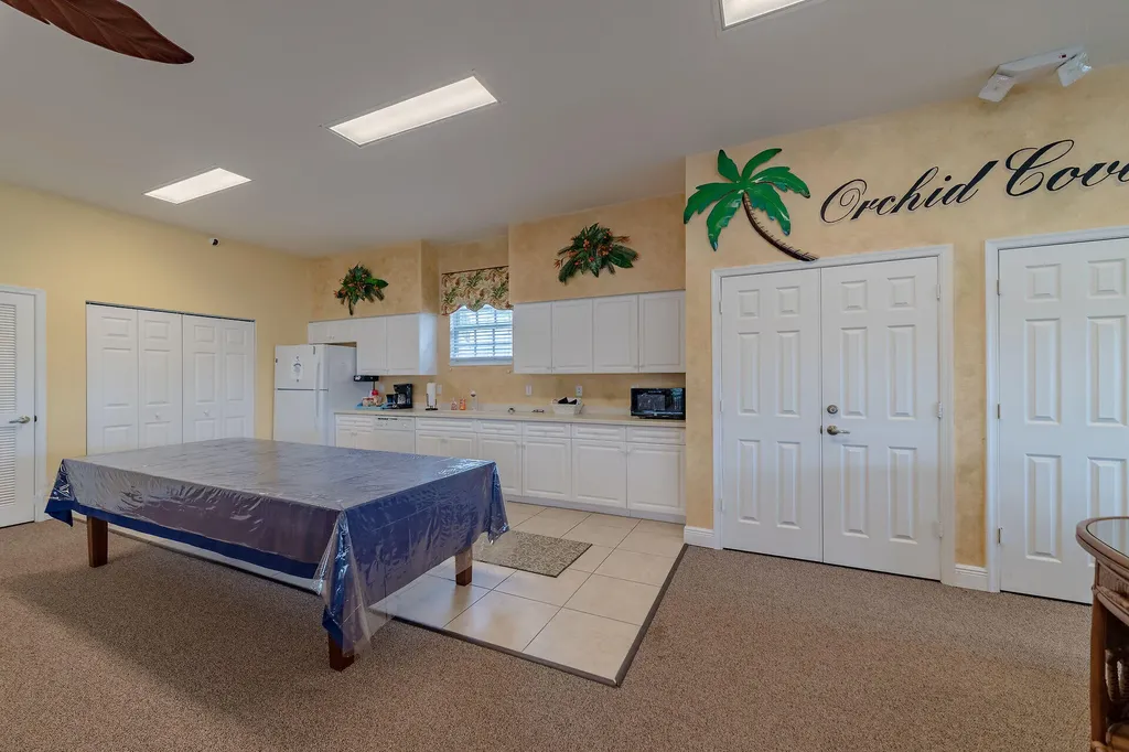 25054 Peacock Naples FL 34114