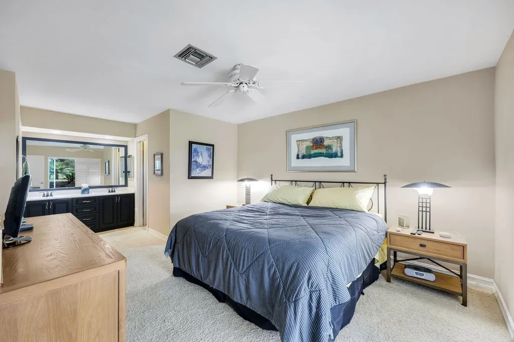 211 Pine Valley Circle Naples FL 34113