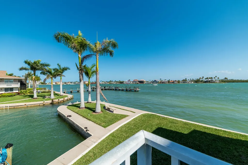 850 Palm Street Marco Island FL 34145