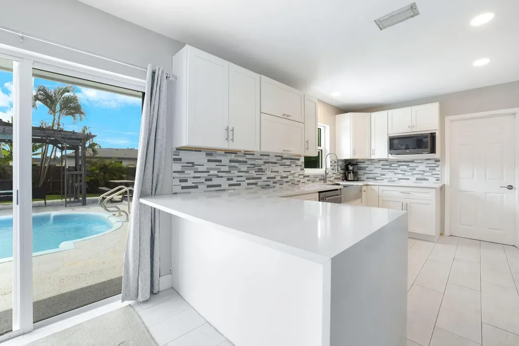 1263 N Collier Boulevard Marco Island FL 34145