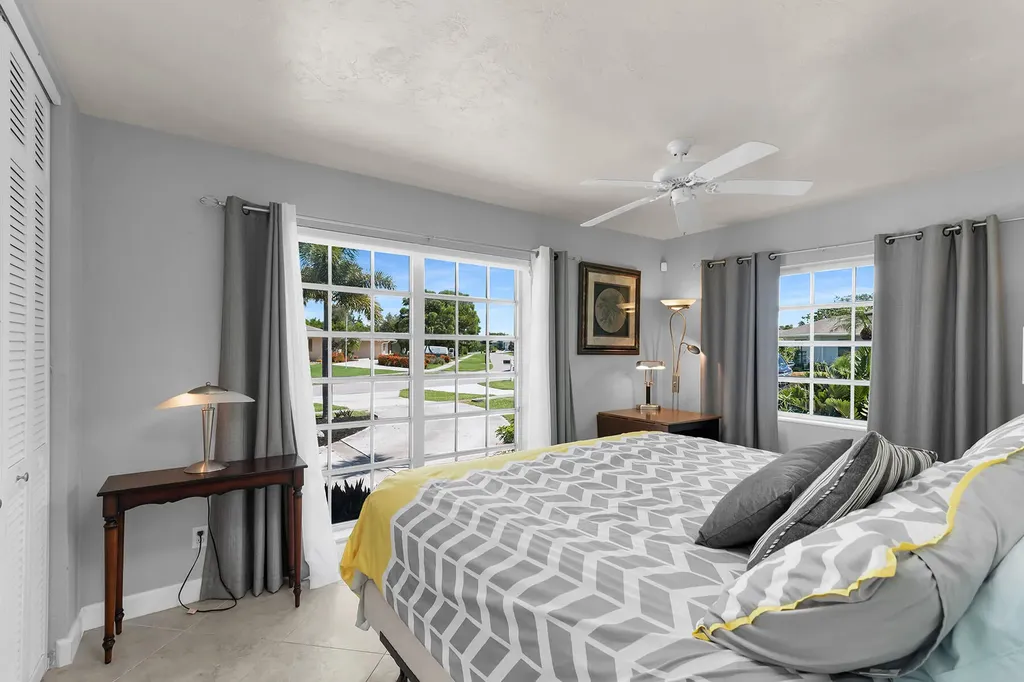 459 Echo Circle Marco Island FL 34145