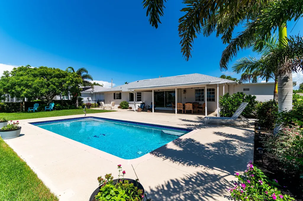 459 Echo Circle Marco Island FL 34145