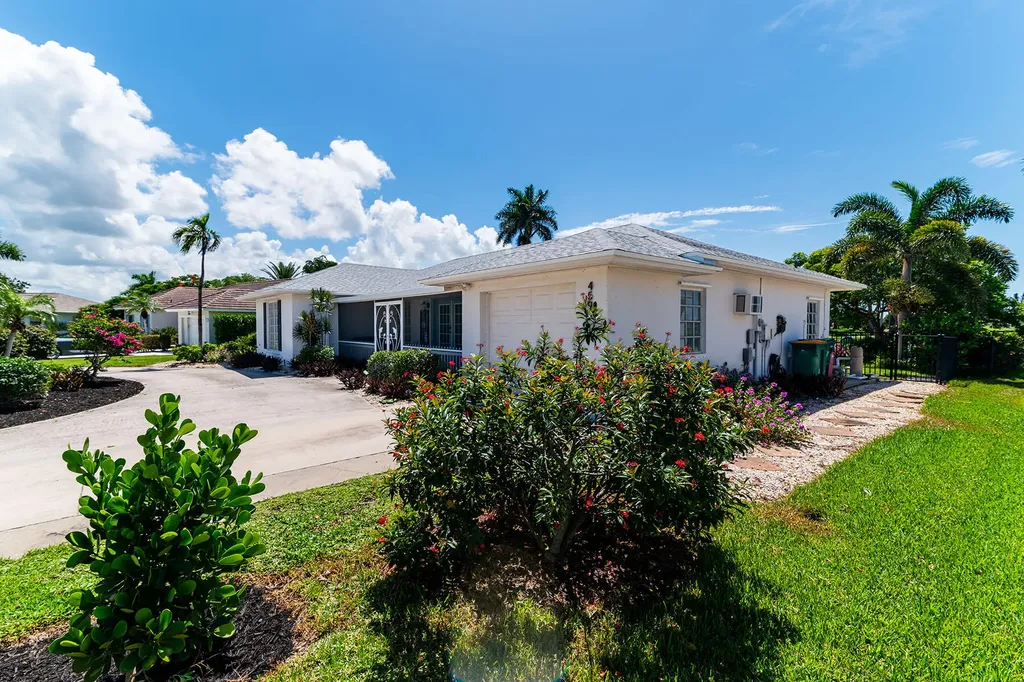 459 Echo Circle Marco Island FL 34145