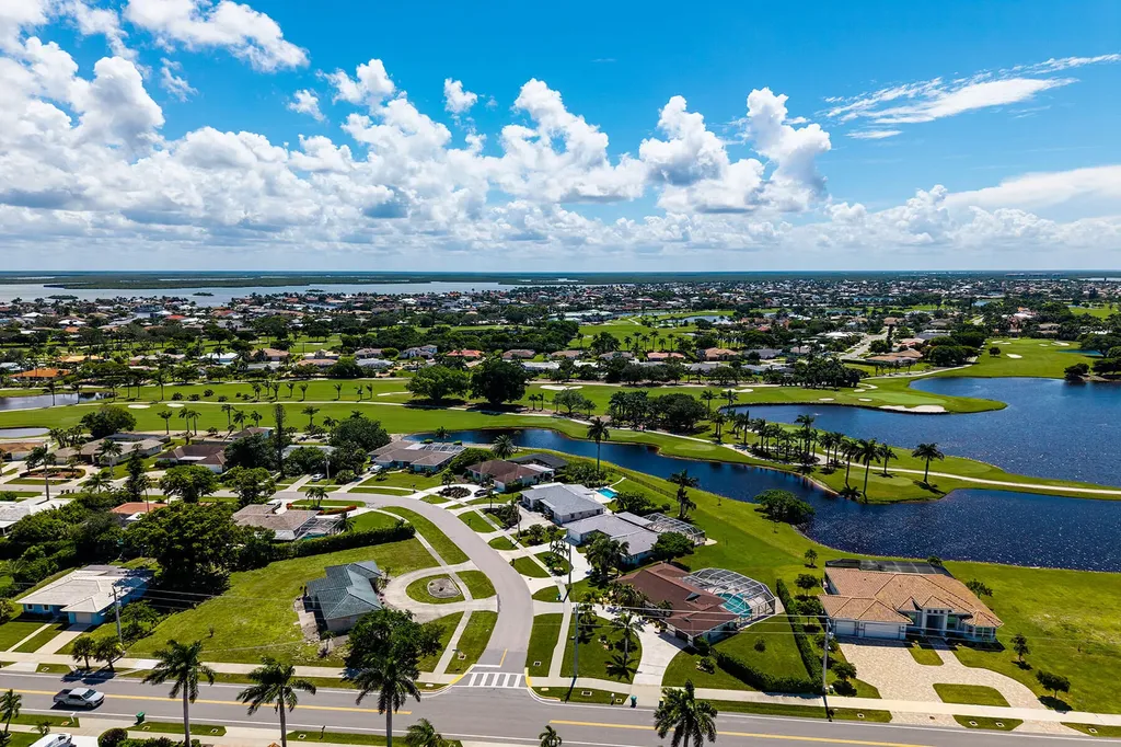 459 Echo Circle Marco Island FL 34145