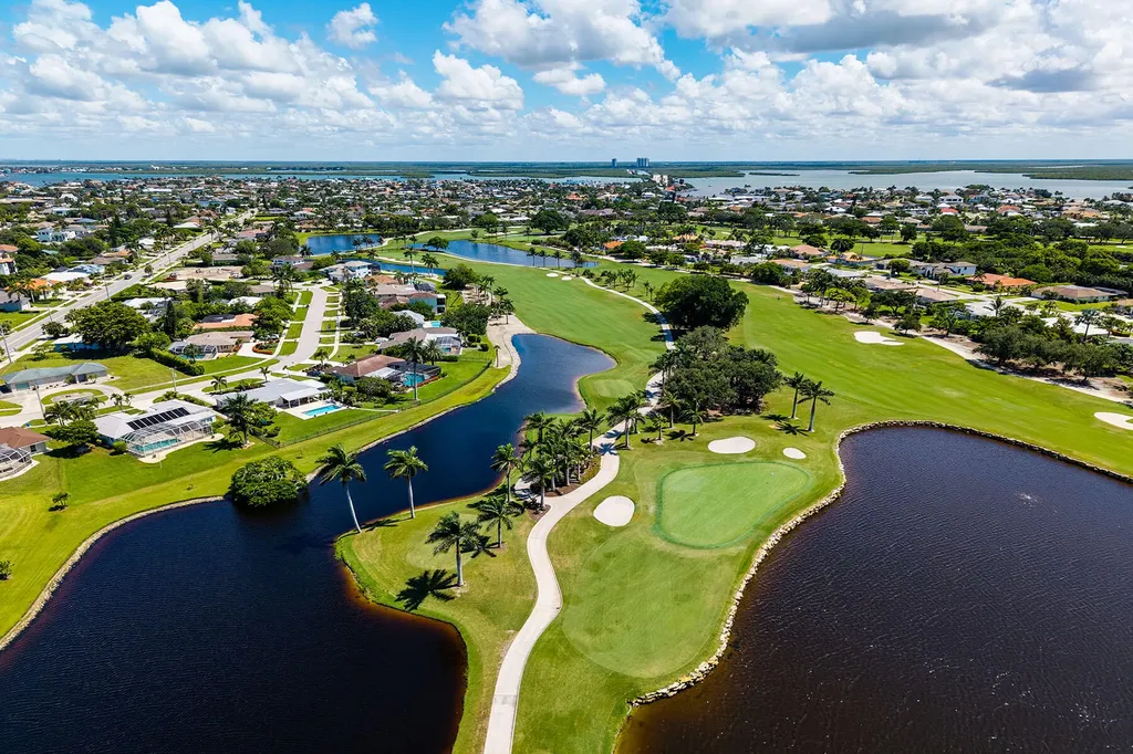 459 Echo Circle Marco Island FL 34145