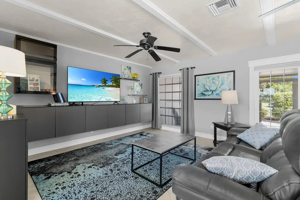 459 Echo Circle Marco Island FL 34145