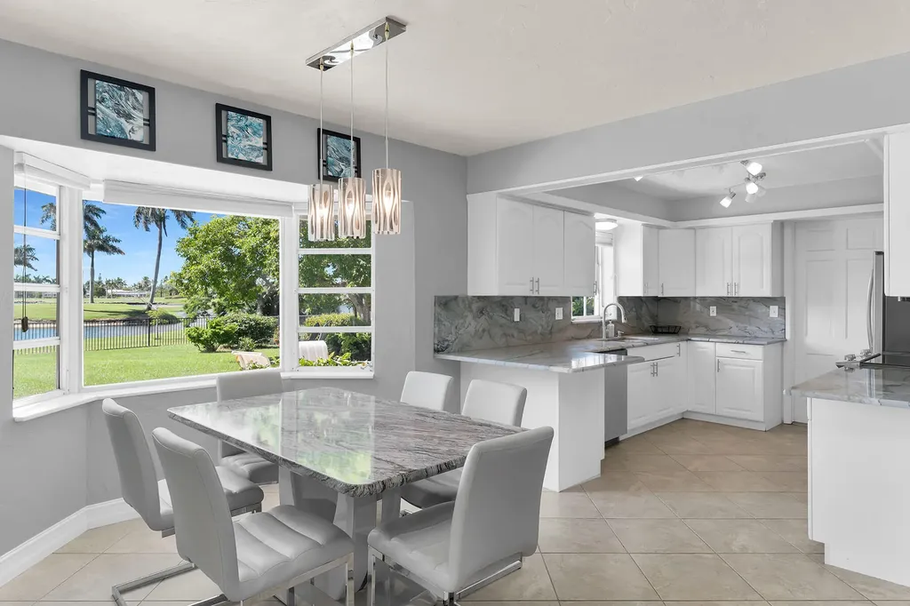 459 Echo Circle Marco Island FL 34145