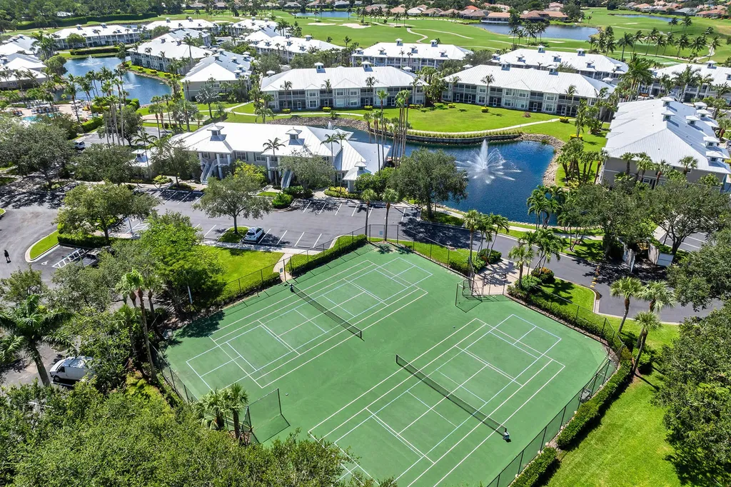 7930 Mahogany Run Lane Naples FL 34113