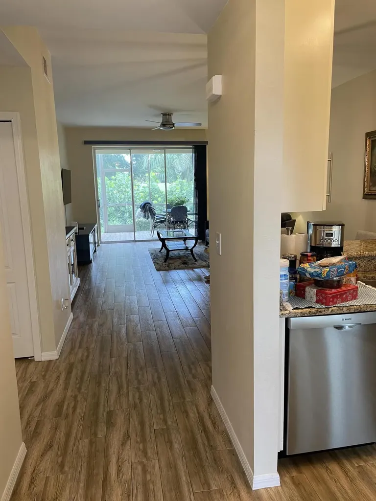 1024 Mainsail Naples FL 34114