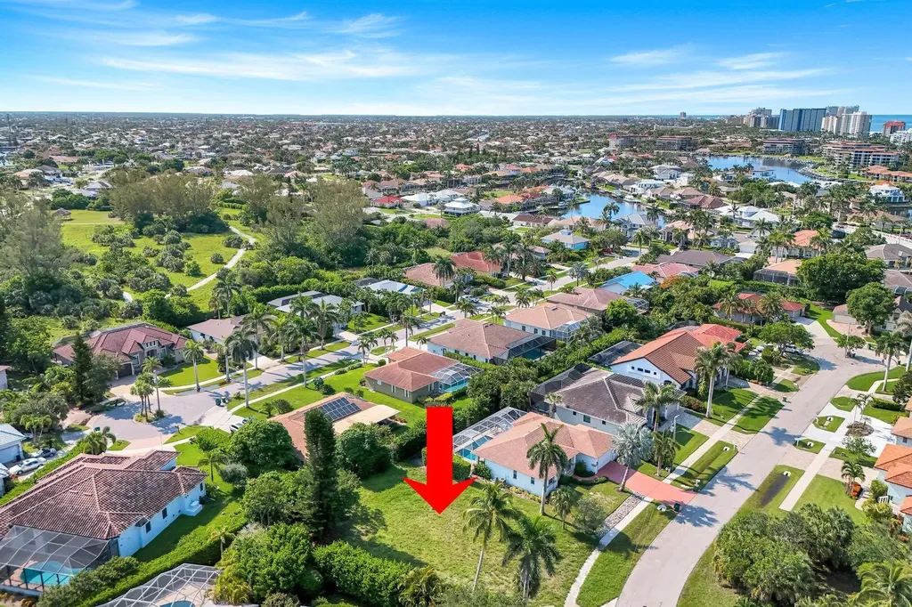 661 Lewis Court Marco Island FL 34145