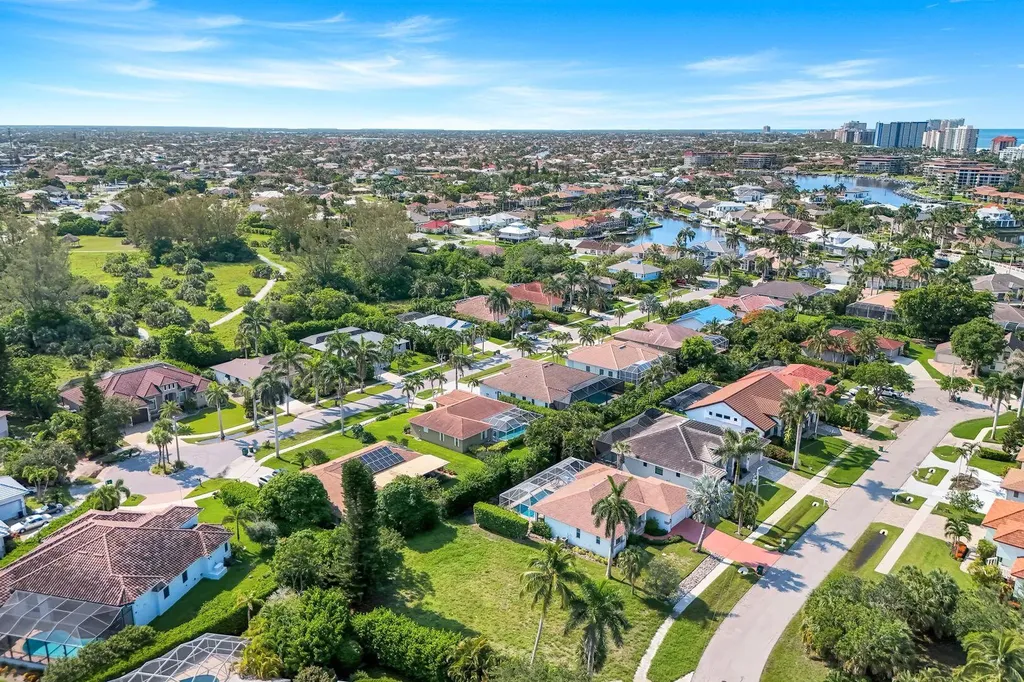 661 Lewis Court Marco Island FL 34145