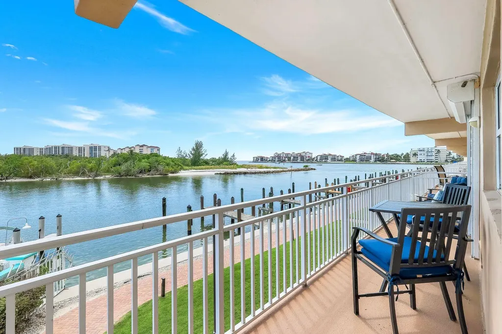 1208 Edington Place Marco Island FL 34145