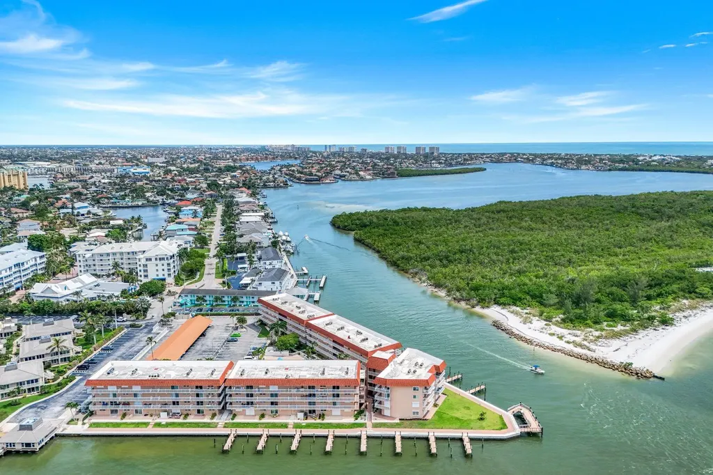 1208 Edington Place Marco Island FL 34145