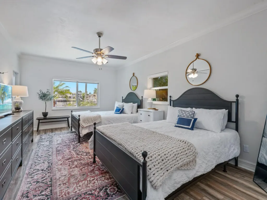 190 Geranium Court Marco Island FL 34145