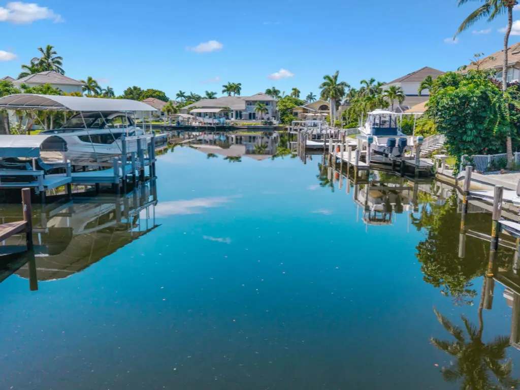 190 Geranium Court Marco Island FL 34145