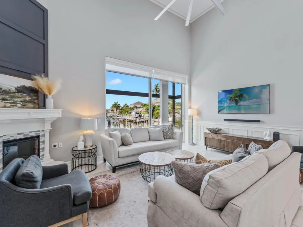 190 Geranium Court Marco Island FL 34145