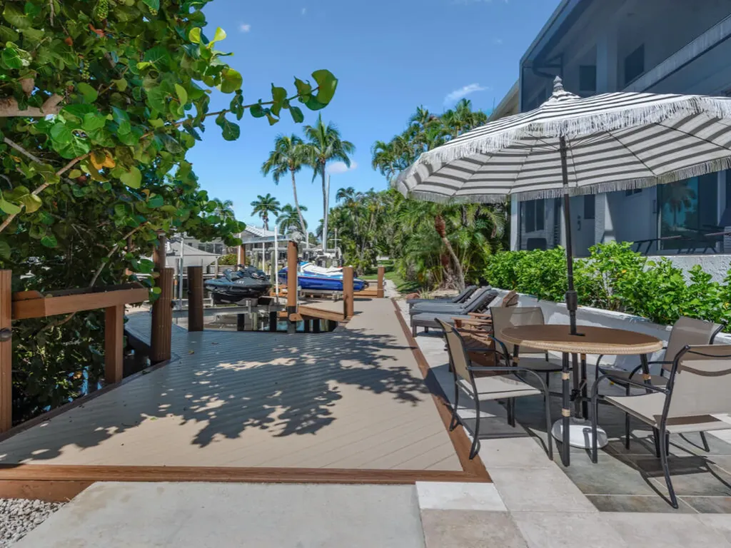 190 Geranium Court Marco Island FL 34145