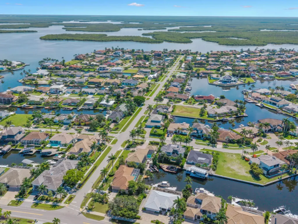 190 Geranium Court Marco Island FL 34145