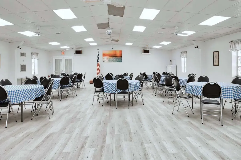 9 Sonderhen Circle Naples FL 34114