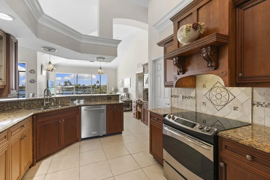 1264 Whiteheart Avenue Marco Island FL 34145