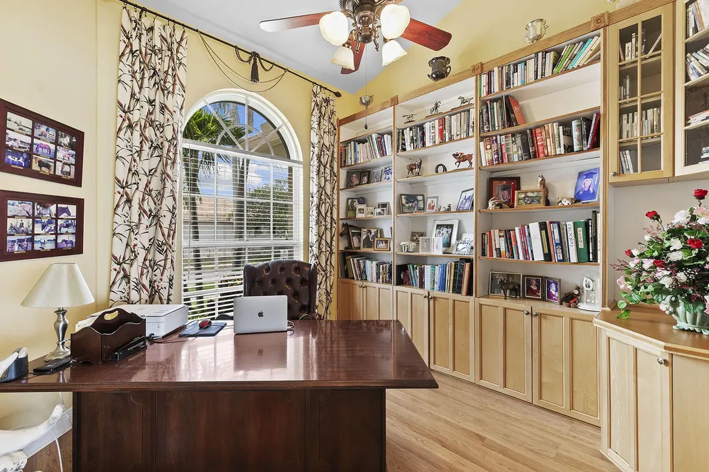 1264 Whiteheart Avenue Marco Island FL 34145