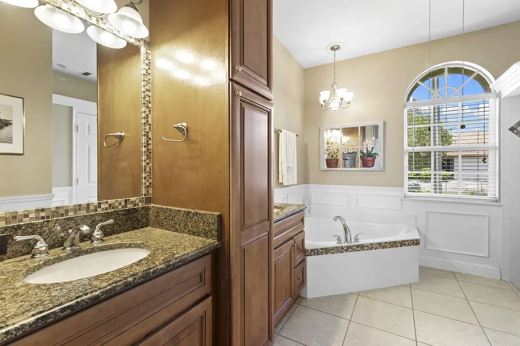 1264 Whiteheart Avenue Marco Island FL 34145