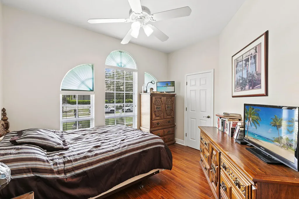 1264 Whiteheart Avenue Marco Island FL 34145