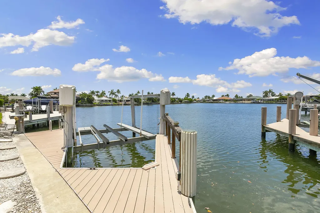 1264 Whiteheart Avenue Marco Island FL 34145
