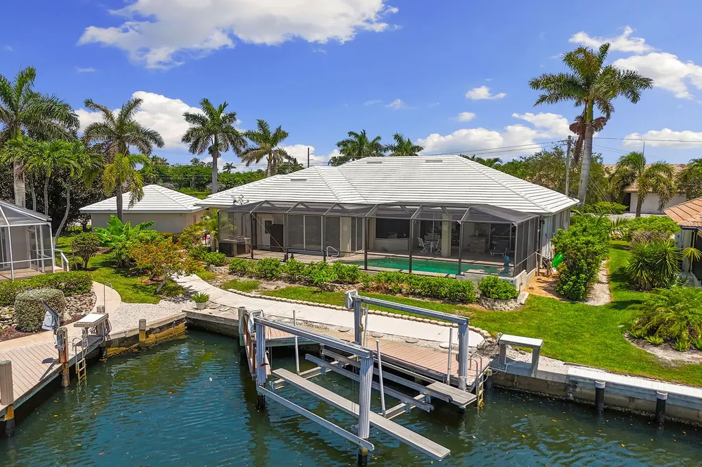 1264 Whiteheart Avenue Marco Island FL 34145