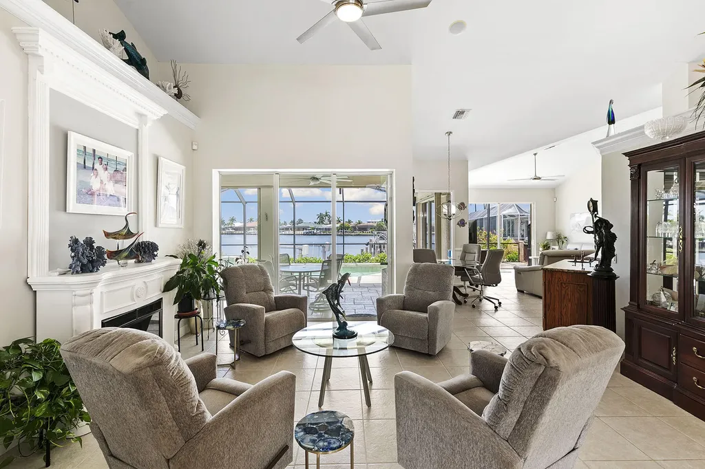 1264 Whiteheart Avenue Marco Island FL 34145