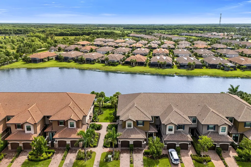 15252 Zeno Way Naples FL 34114