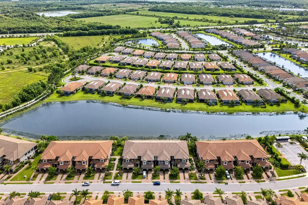 15252 Zeno Way Naples FL 34114