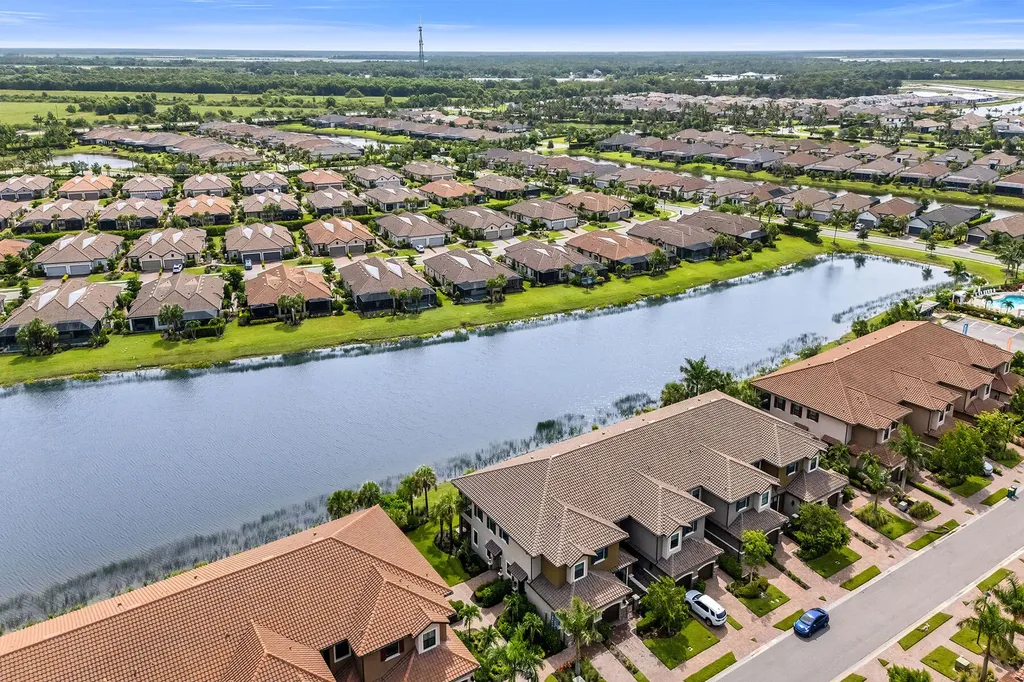 15252 Zeno Way Naples FL 34114