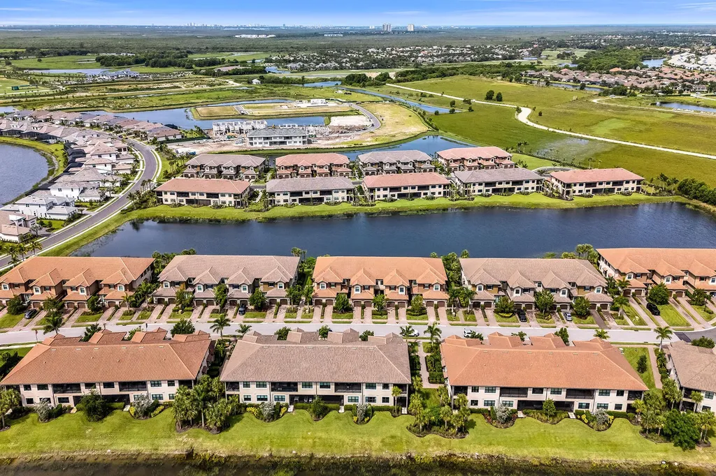 15252 Zeno Way Naples FL 34114