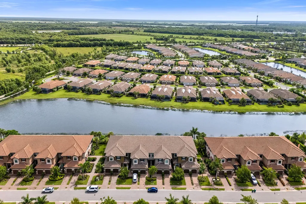 15252 Zeno Way Naples FL 34114