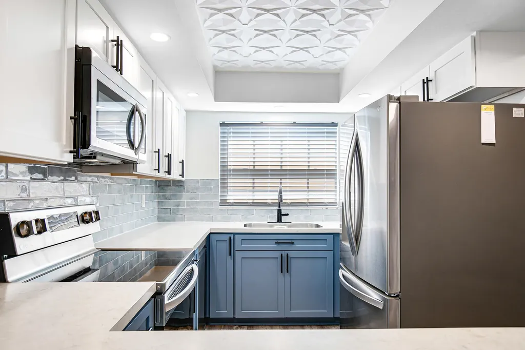 7025 New Post Road North Fort Myers FL 33917