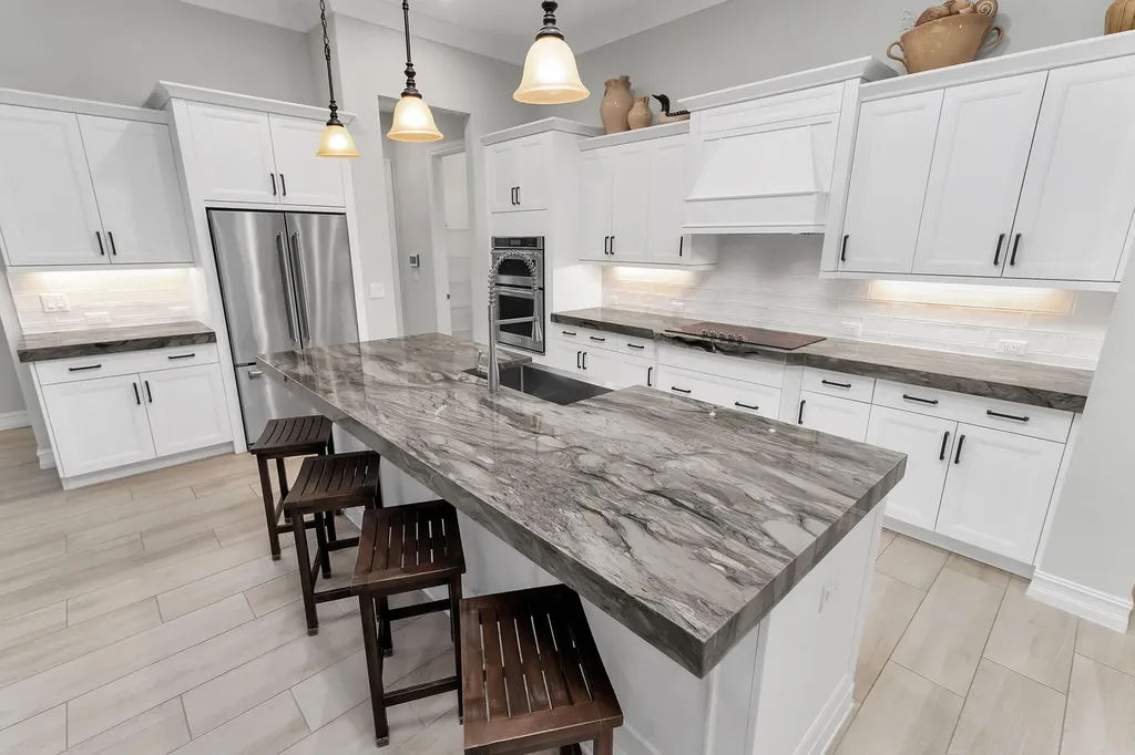 14224 Laguna Springs Lane Naples FL 34114