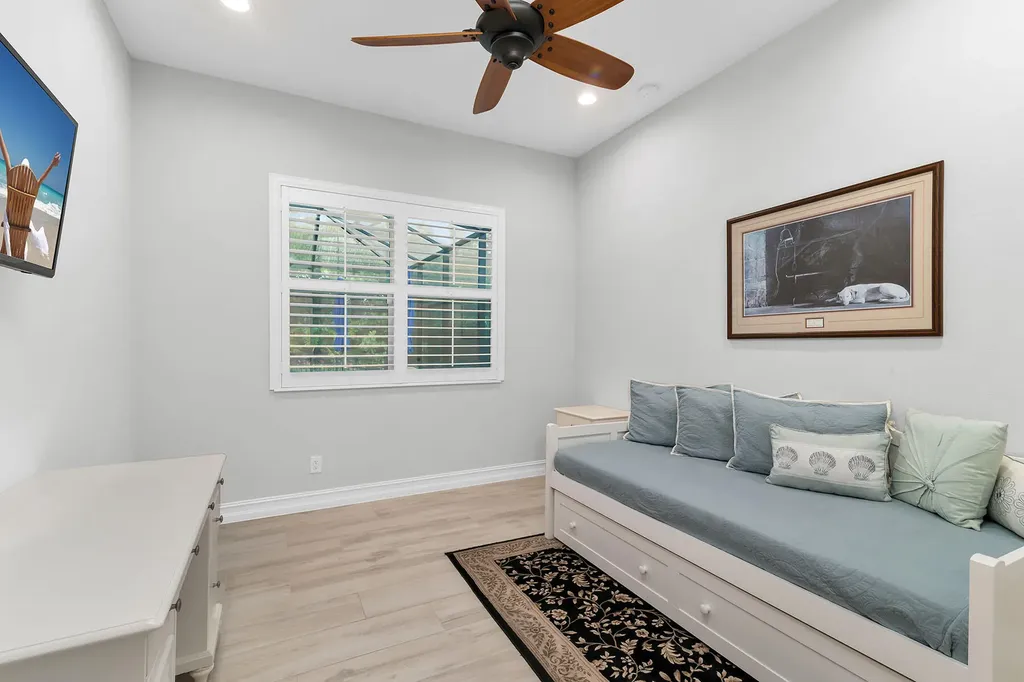 14224 Laguna Springs Lane Naples FL 34114