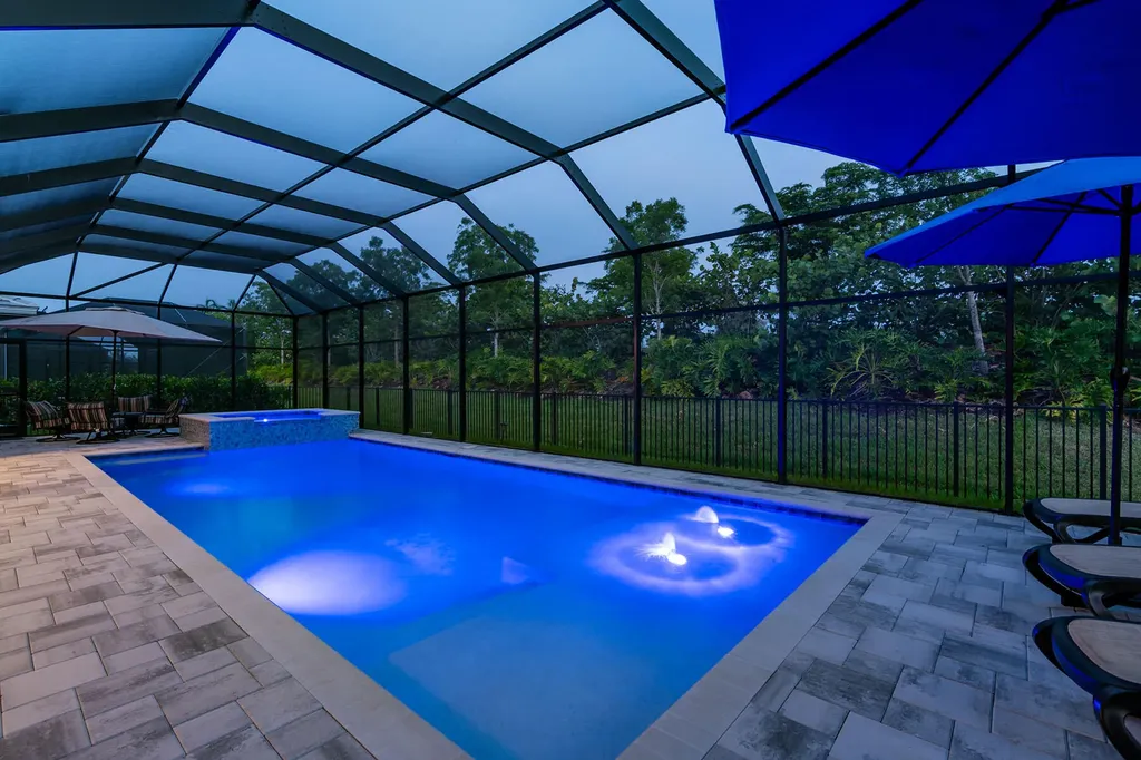 14224 Laguna Springs Lane Naples FL 34114